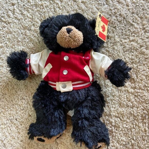 NWT Creature Comforts Plush Black Bear 11”Canada Maple Leaf Stuffed - Picture 2 of 9